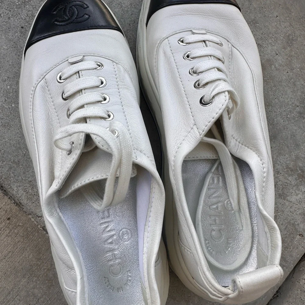 Chanel White and Black Leather Sneakers - Picture 6 of 16